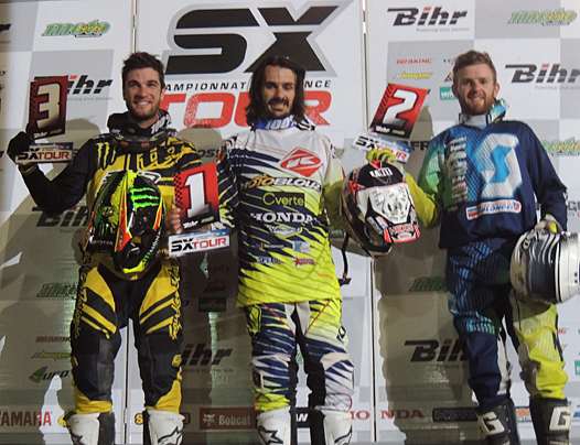 <b>Podium SX1 : Xavier Boog - Kawasaki, Fabien Izoird - Honda et Cyrille Coulon - Kawasaki (photo Orgacom)</b>