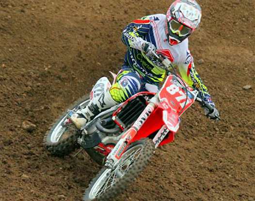 <b>Fabien Izoird - Honda Motoblouz - leader SX1</b>