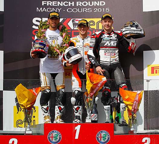 <b>Podium SPS : Kenan Sofuoglu - Kawasaki, Patrick Jacobsen - Honda et Lucas Mahias - Yamaha (photo SBK.com)</b>