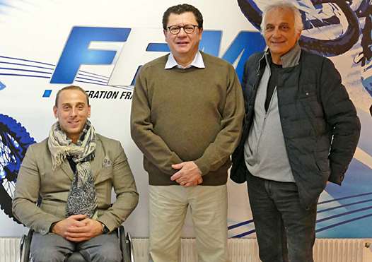 <b>Stéphane Paulus - Président de l’association Handi Free Riders, Jacques Bolle - Président de la FFM et Alain Brochery - Créateur de la Grande Fête Nationale de la Moto</b>
