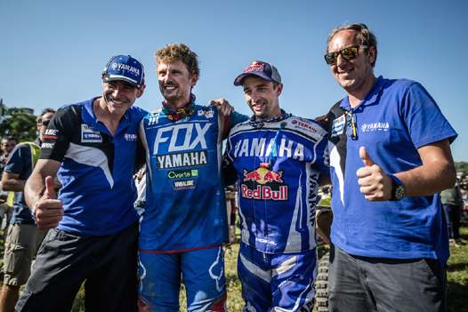 <b>Alexandre Kowalski – Directeur Yamalube Yamaha Official Rally Team et Yamalube Yamaha Junior Rally Team, Adrien Van Beveren - Yamaha WR450F Rally-Yamalube Yamaha Junior Rally Team, Hélder Rodrigues - Yamaha WR450F Rally-Yamalube Yamaha Official Rally Team et José Leloir – Team manager Yamalube Yamaha Official Rally Team et Yamalube Yamaha Junior Rally Team (photo Yamaha Racing)</b>