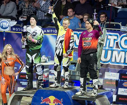 <b>Rémi Bizouard – Kawasaki, Maikel Melero - Yamaha et Rob Adelberg - Yamaha (photo nightofthejumps.com)</b>