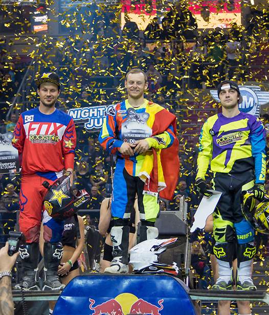<b>Podium : Libor Podmol - Yamaha, Maikel Melero - Yamaha et David Rinaldo - Yamaha (photo nightofthejumps.com)</b>
