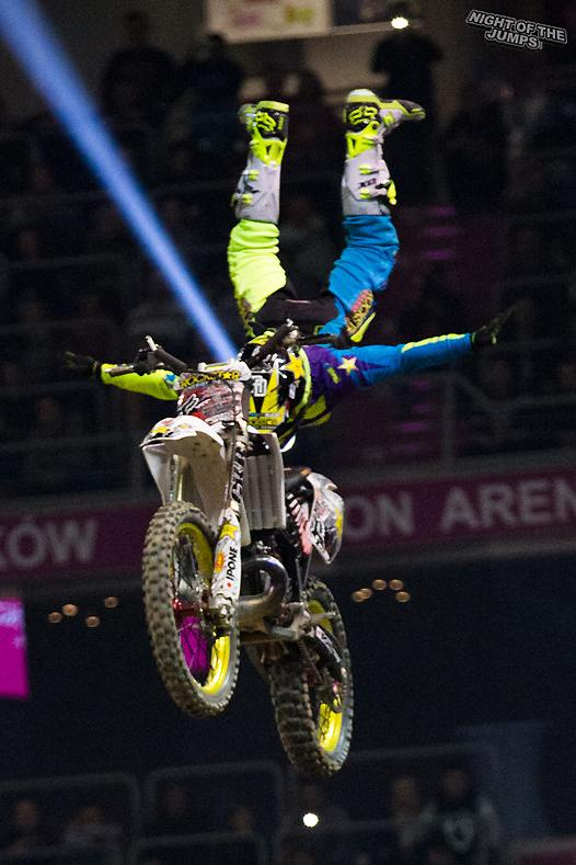 <b>David Rinaldo - Yamaha (photo nightofthejumps.com)</b>