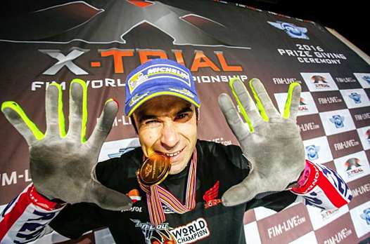 <b>Toni Bou - Montesa (photo FIM)</b>