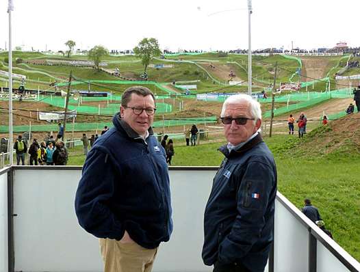 <b>Jacques Bolle - Président de la Fédération Française de Motocyclisme, et Jean-Pierre Forest - membre de la Commission de Motocross (photo Luc Guillaume)</b> 