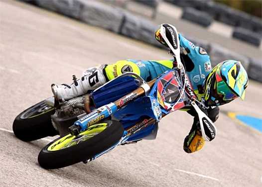 <b>Thomas Chareyre - TM (photo www.supermotos1.com)</b>