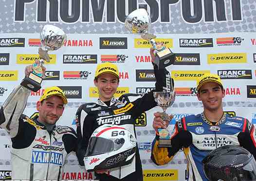 <b>Promo 400 - Podium 2 : Lothaire Hemmer - Yamaha, Hugo de Cancellis - 14 ans-Yamaha et Enzo De La Vega - Yamaha (photo Gérard Delio/Photopress)</b>
