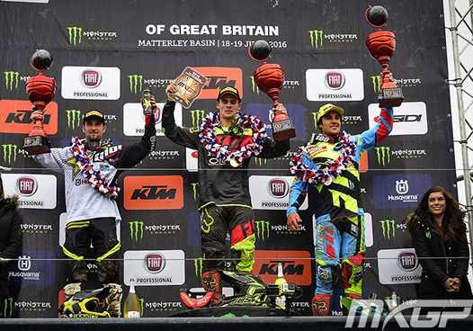 <b>Podium MXGP : Max Nagl - HVA, Tim Gajser - Honda et Gautier Paulin - Honda (photo MXGP)</b>