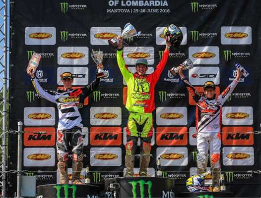 <b>Podium EMX125 : Jago Geerts - KTM, Stephen Rubini - KTM et Gianluca Facchetti - KTM (photo MXGP.com)</b>