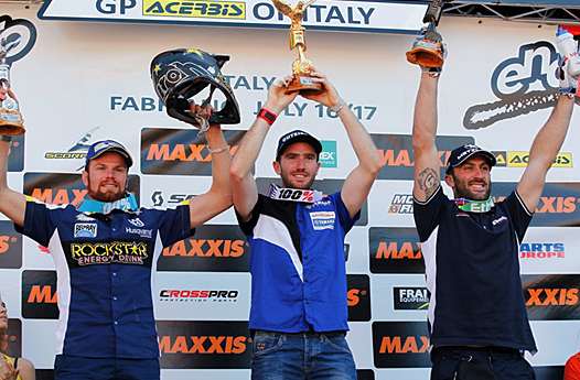 <b>Podium E2 dimanche : Mathias Bellino - HVA, Loïc Larrieu - Yamaha et Alex Salvini - Beta (photo Yamaha Racing)</b>