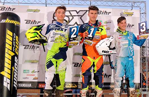 <b>Podium SHOGUN Junior Cup : Mickaël Lamarque - Husqvarna, Julien Roussaly - KTM et Julien Duhamel - KTM (photo JLFO)</b>