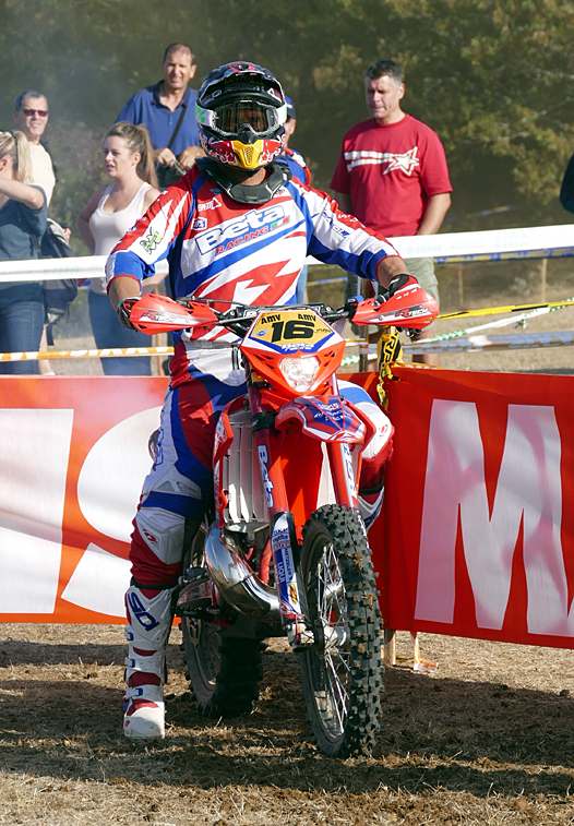 <b>Johnny Aubert - Beta (photo FFM)</b>