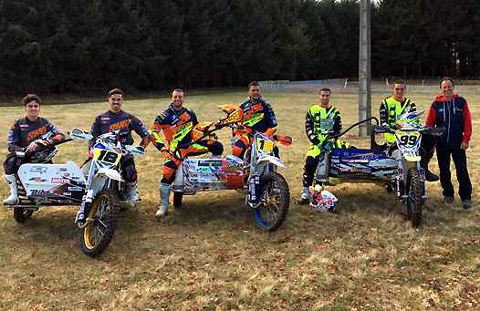 <b>De gauche à droite : Nicolas Thomas/Bastien Thomas, Luc Rostingt/Guennady Auvray, Bastien Chopin/Yohann Hydulphe, Laurent Sambarrey (Entraîneur) (photo MC Dardon Gueugnon/MxCom)</b>