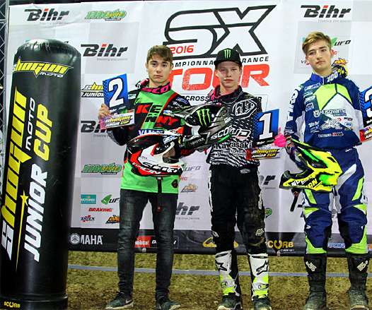 <b>SHOGUN Junior Cup : Calvin Fonvieille - Yamaha, Brian Strubhart Moreau - Kawasaki et Mickaël Lamarque - Husqvarna (photo Orgacom)</b>