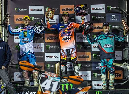 <b>Podium MX2 : Benoit Paturel - Yamaha, Pauls Jonass - KTM et Julien Lieber - KTM (photo Yamaha Racing)</b>