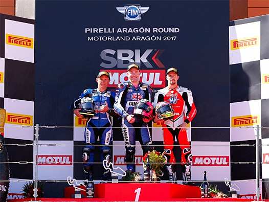 <b>Podium Supersport : Sheridan Morais - Yamaha, Lucas Mahias - Yamaha et PJ Jacobsen - MV Agusta (photo WSBK.com)</b>