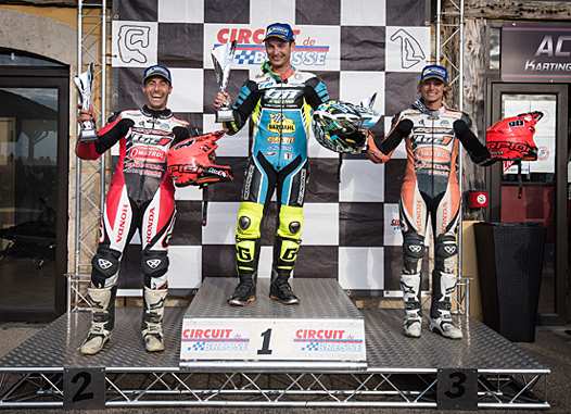 <b>Podium S1 : Sylvain Bidart - Honda, Thomas Chareyre - TM et Laurent Fath - Honda (photo www.supermotard-france.fr)</b>