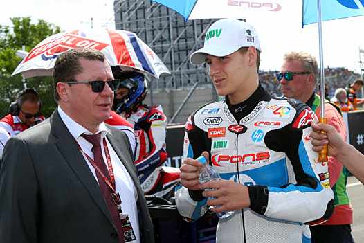 <b>Jacques Bolle - Président de la FFM avec Fabio Quartararo - Kalex-Honda (photo Gérard Delio/Photopress)</b>