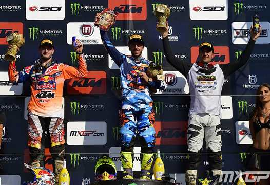 <b>Podium MXGP : Jeffrey Herlings - KTM, Toni Cairoli - KTM et Gautier Paulin - HVA (photo MXGP.com)</b>