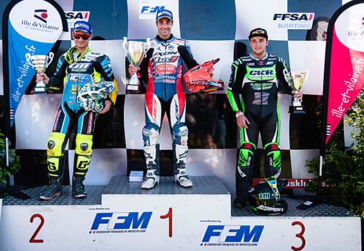 <b>Podium S1 : Thomas Chareyre - TM, Sylvain Bidart - Honda et  Nicolas Cousin - Kawasaki (photo Supermotard-France.fr)</b>