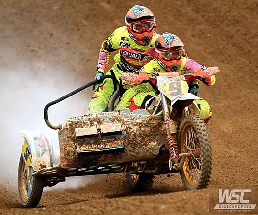 <b>Valentin Giraud et Elvijs Mucenieks - WHT-KTM (photo www.fimsidecarcross.com)</b>