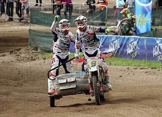 <b>Valentin Giraud et Elvijs Mucenieks - WHT-KTM (photo fimsidecarcross.com)</b>