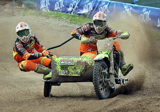 <b>Nicolas Musset et Etienne Bax - WSP-Zabel (photo fimsidecarcross.com)</b>