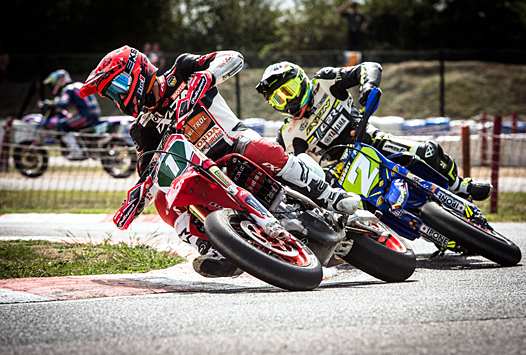 <b>S2 : Germain Vincenot - Honda et  Adrien Goguet - Yamaha (photo Steph Legrand/Pro-Photo.fr)</b>