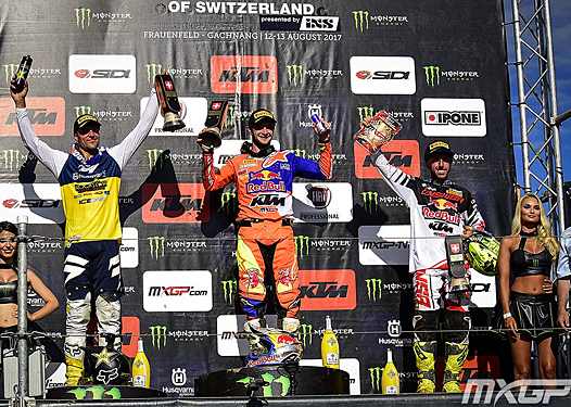 <b>Podium MXGP : Gautier Paulin - HVA, Jeffrey Herlings - KTM et Toni Cairoli - KTM (photo MXGP.com)</b>