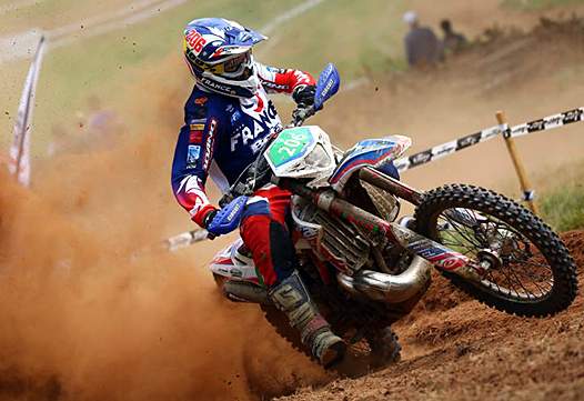 <b>Anthony Geslin - Beta (photo FFM)</b>