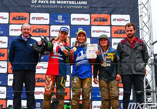 <b>Podium WMX : Livia Lancelot - Kawasaki, Kiara Fontanesi - Yamaha et Courtney Duncan - Yamaha (photo MXGP)</b>