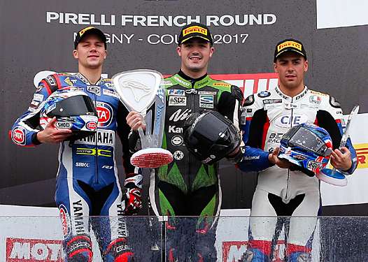 <b>Podium STK1000 : Florian Marino - Yamaha, Jérémy Guarnoni - Kawasaki et Federico Sandi - BMW (photo WSBK)</b>
