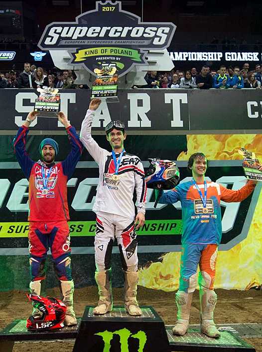 <b>Podium SX1 : Boris Maillard - Suzuki, Col Martinez - Suzuki et Dominique Thury - HVA (photo Sportainment/Staronphoto - Lukas Nazdraczew)</b>