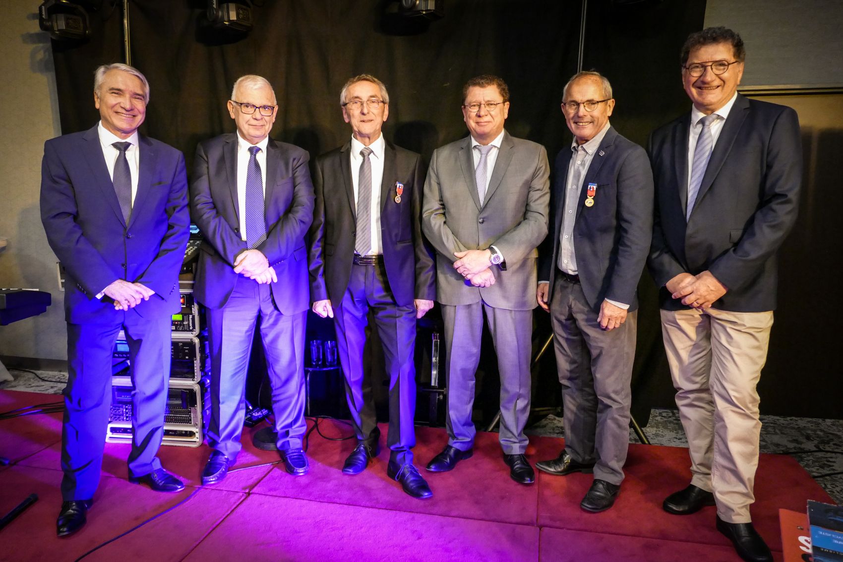 Jean-Marc Desnues – 1er Vice-Président de la FFM, Patrick Coutant – Président de la Commission Nationale de Vitesse, Dominique Méliand – Directeur du SERT, Jacques Bolle – Président de la FFM, Jean-Pierre Villerbue - Président du Moto-Club de Romagné et Patrick Bertaud – Président de la Ligue Bretagne (photo FFM)