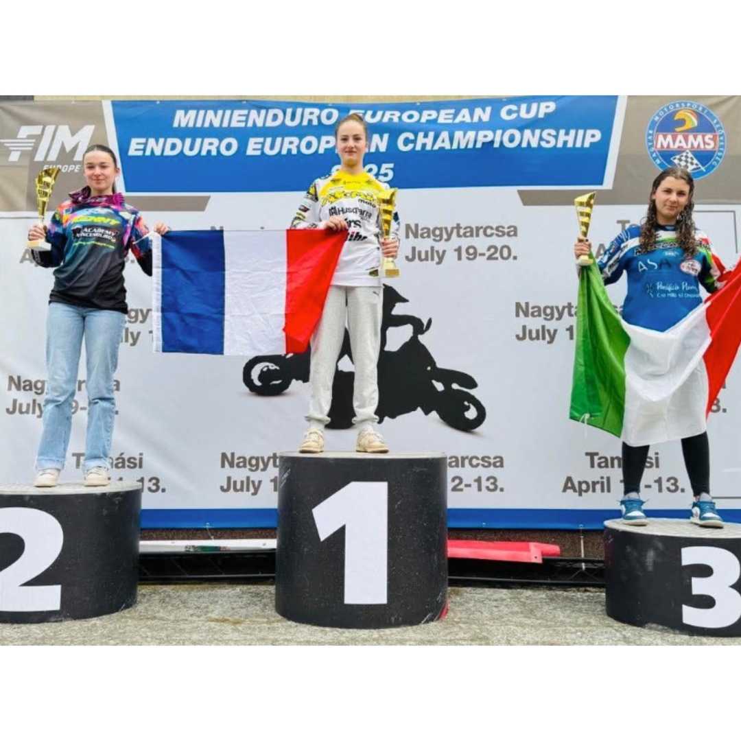 PAULINE NICON & JEAN SATINE (PHOTO INSTAGRAM DE DEPARROISENDUROMX)