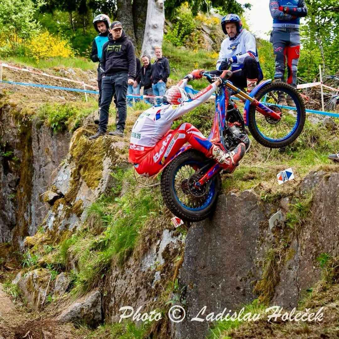 PABLO ECHENNE - BETA - (PHOTO DE LADISLAV HOLECEK)