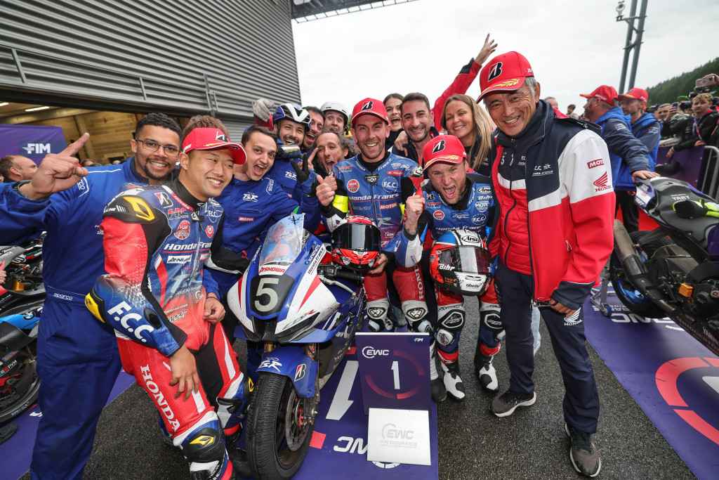 TECHER, PEROLARI ET HADA - F.C.C. TSR HONDA FRANCE - (PHOTOS DE FIMEWC.COM)