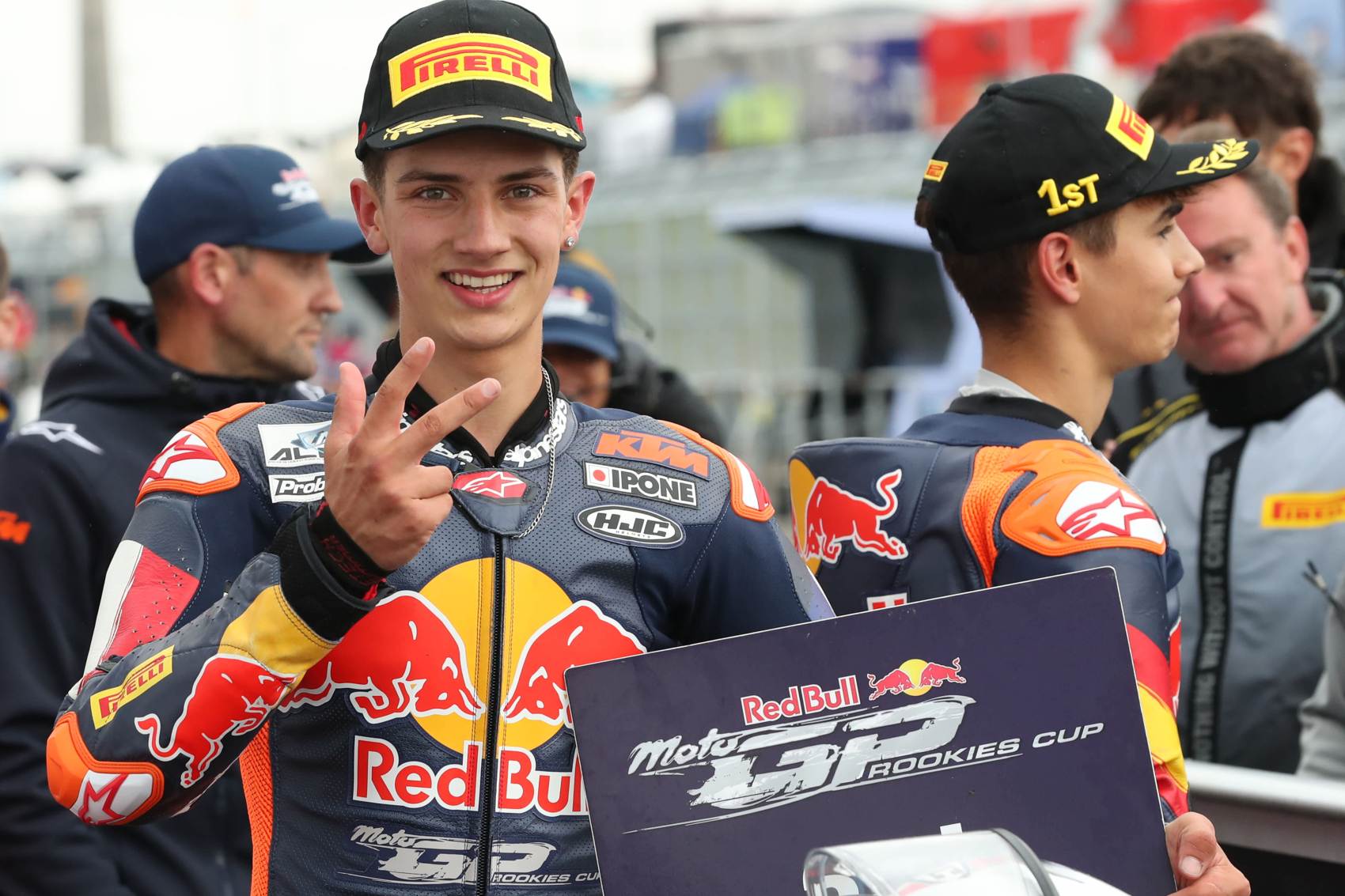 GUILLEM PLANQUÉS - KTM RED BULL - (PHOTO DE GOLD & GOOSE / RED BULL CONTENT POOL)