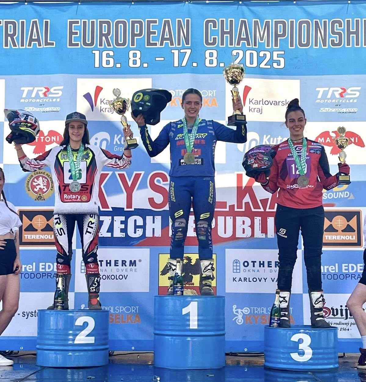 ALYCIA SOYER - TRS - (PHOTO FB DE WWW.TRIAL-CLUB.COM)