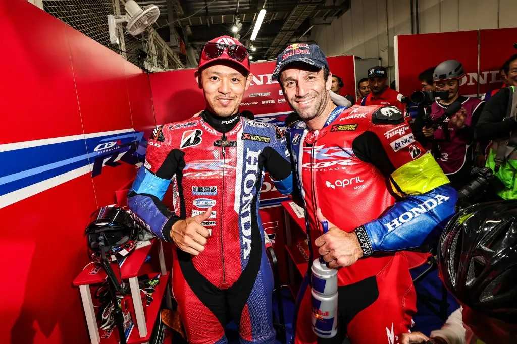 JOHANN ZARCO & TAKUMI TAKAHASHI - TEAM HONDA HRC - (PHOTO DE FIMEWC.COM)