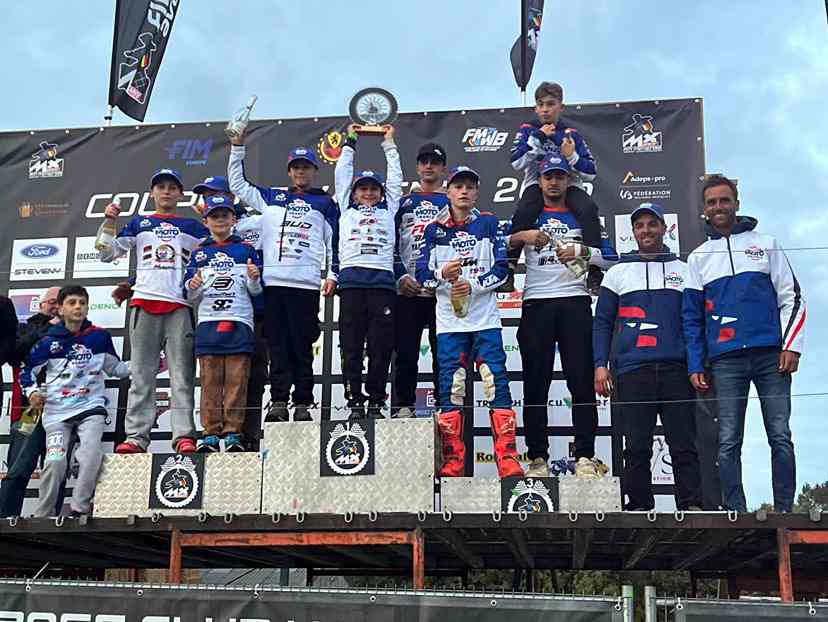 EQUIPE DE FRANCE - COUPE DE L'AVENIR