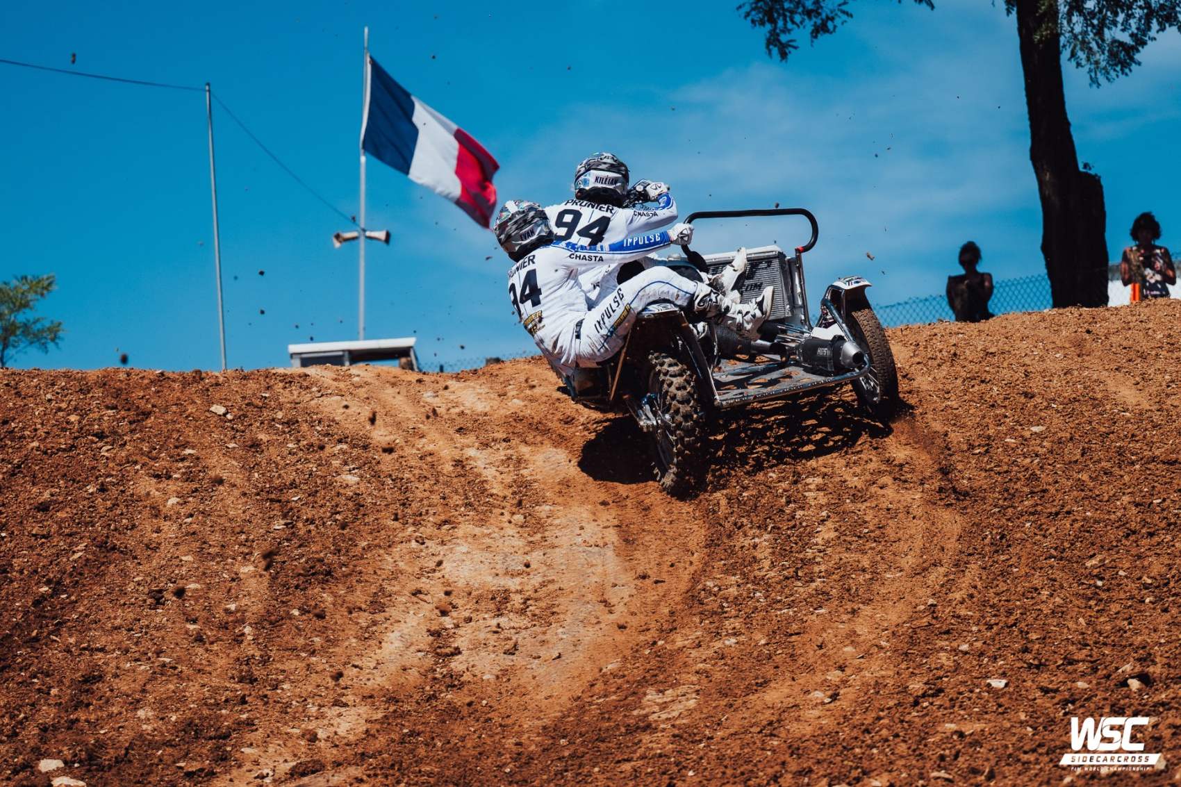 KILLIAN ET EVAN PRUNIER - SIDECAR TEAM PRUNIER - PHOTO DE FIMSIDECARCROSS.COM