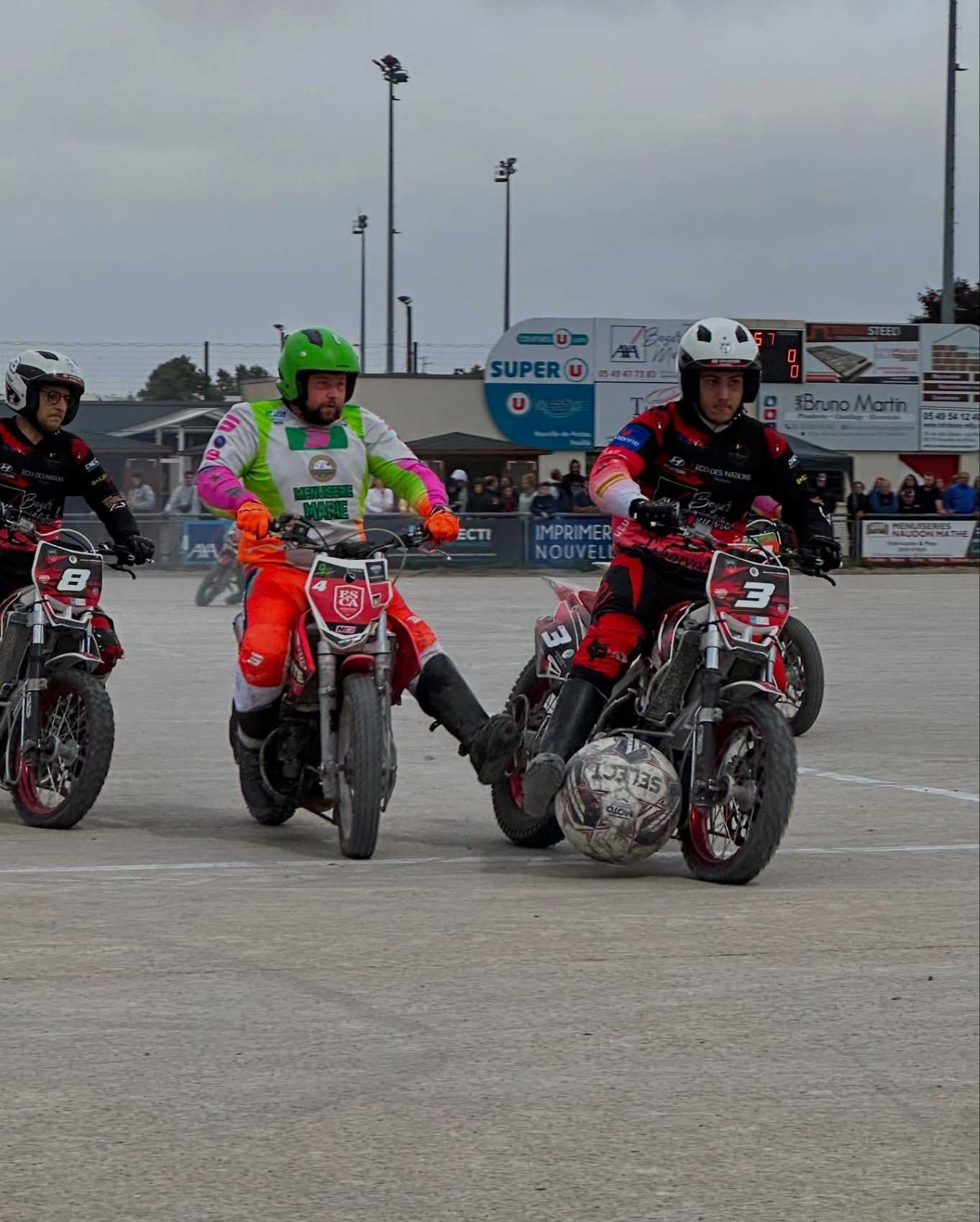 MOTOBALL NEUVILLE - PHOTO FB DE MOTOBALL - NEUVILLE DE POITOU 86