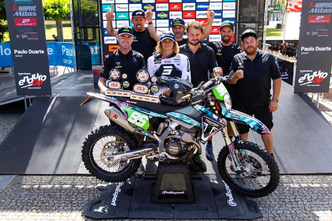 LEO JOYON - TEAM TRIUMPH FACTORY - PHOTO DE MASTORGNE